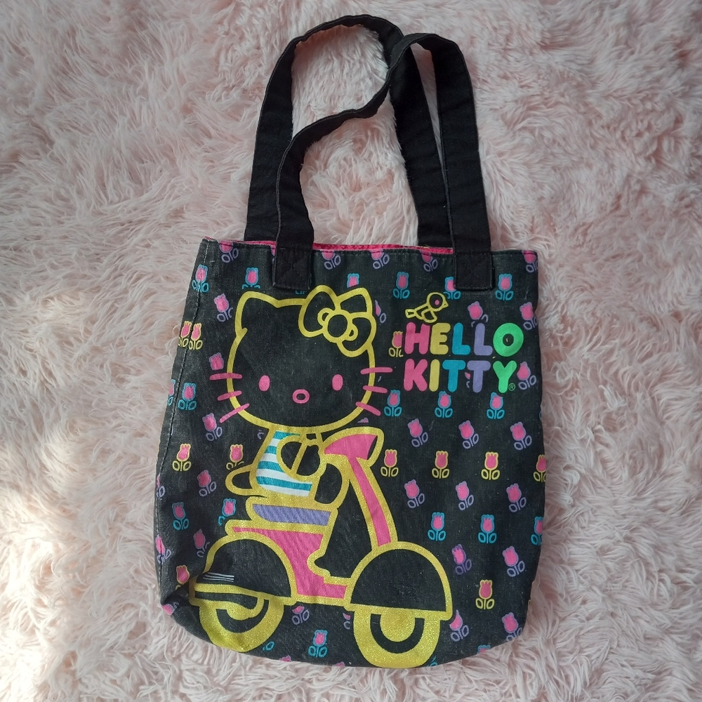 Sold @popup! Vintage Loungefly y2k hello kitty X sanrio tote! GUC Thick material - Picture 8 of 8